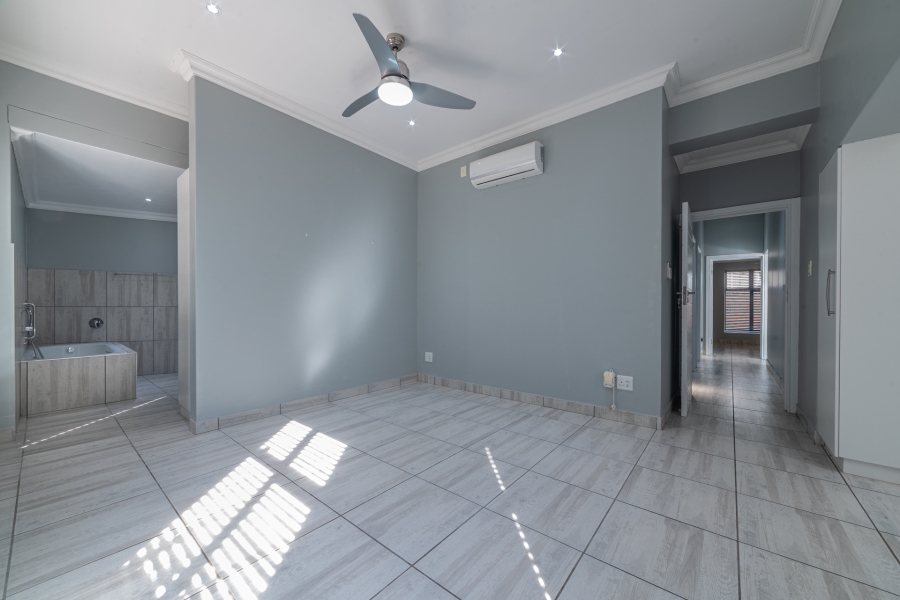 3 Bedroom Property for Sale in Hartenbos Central Western Cape